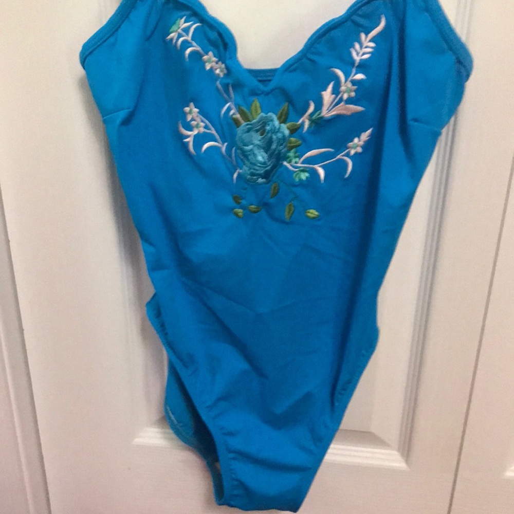 1 piece swimsuit